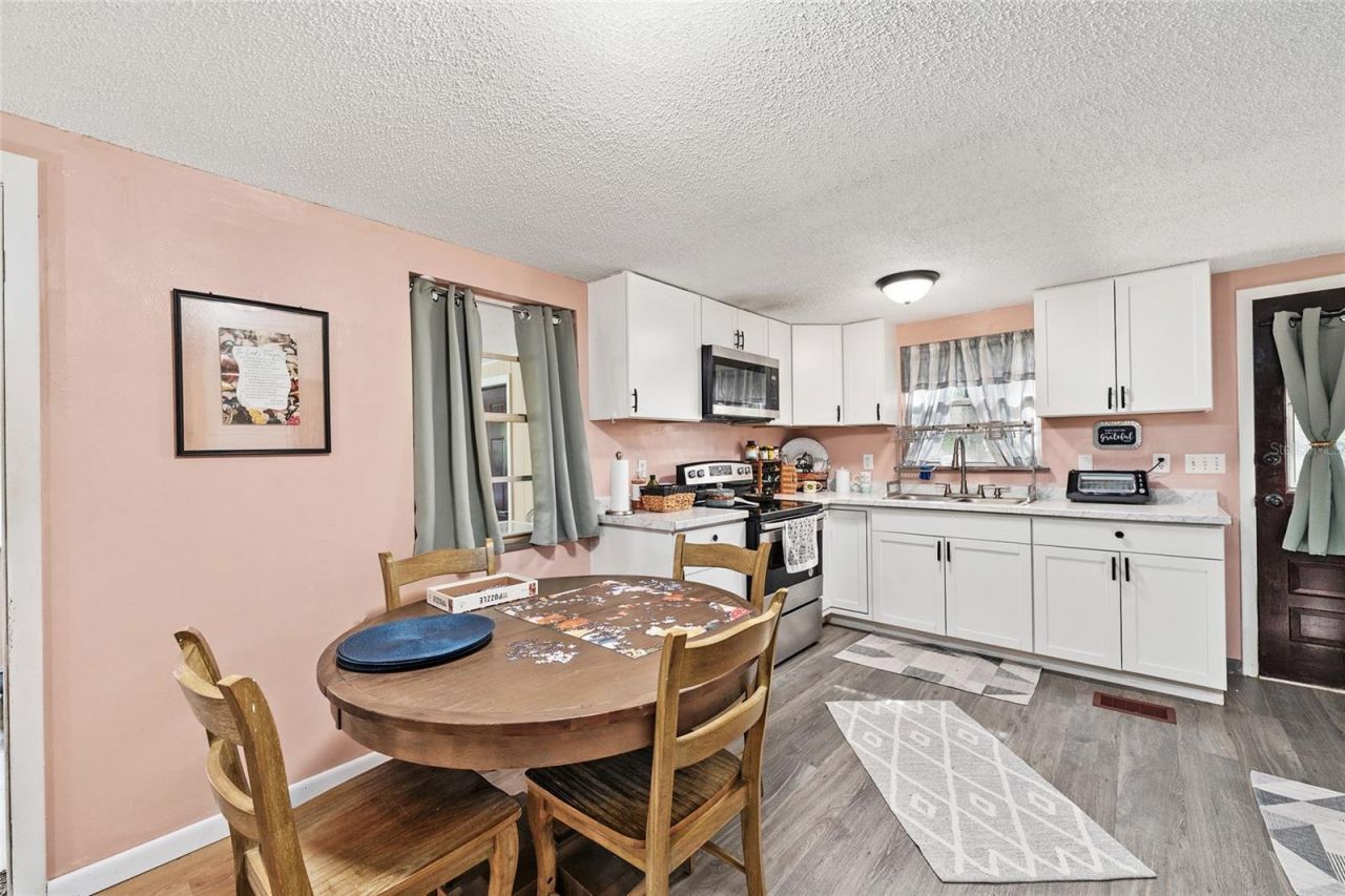 25140 NE 133rd Place , Salt Springs, FL 32134 Photo