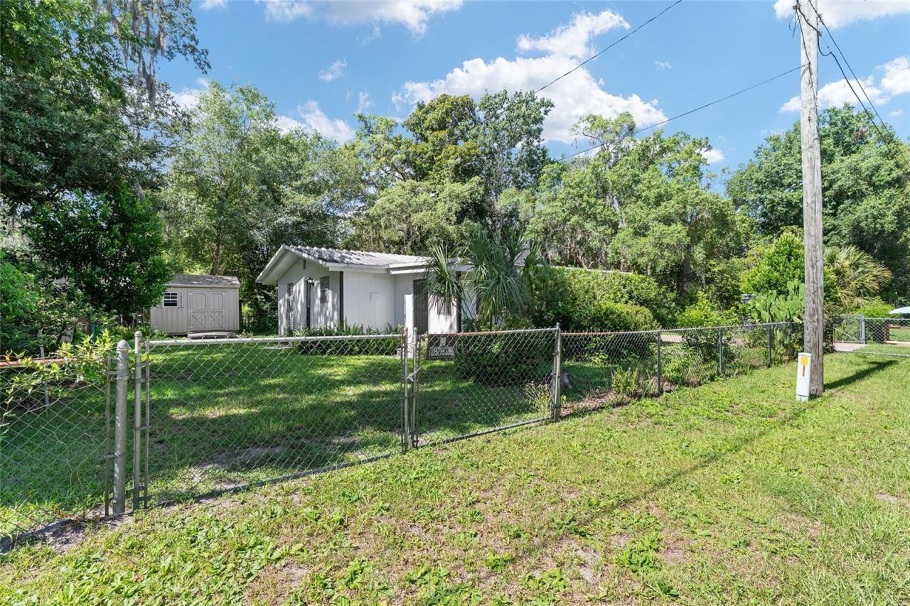 25140 NE 133rd Place , Salt Springs, FL 32134 Photo