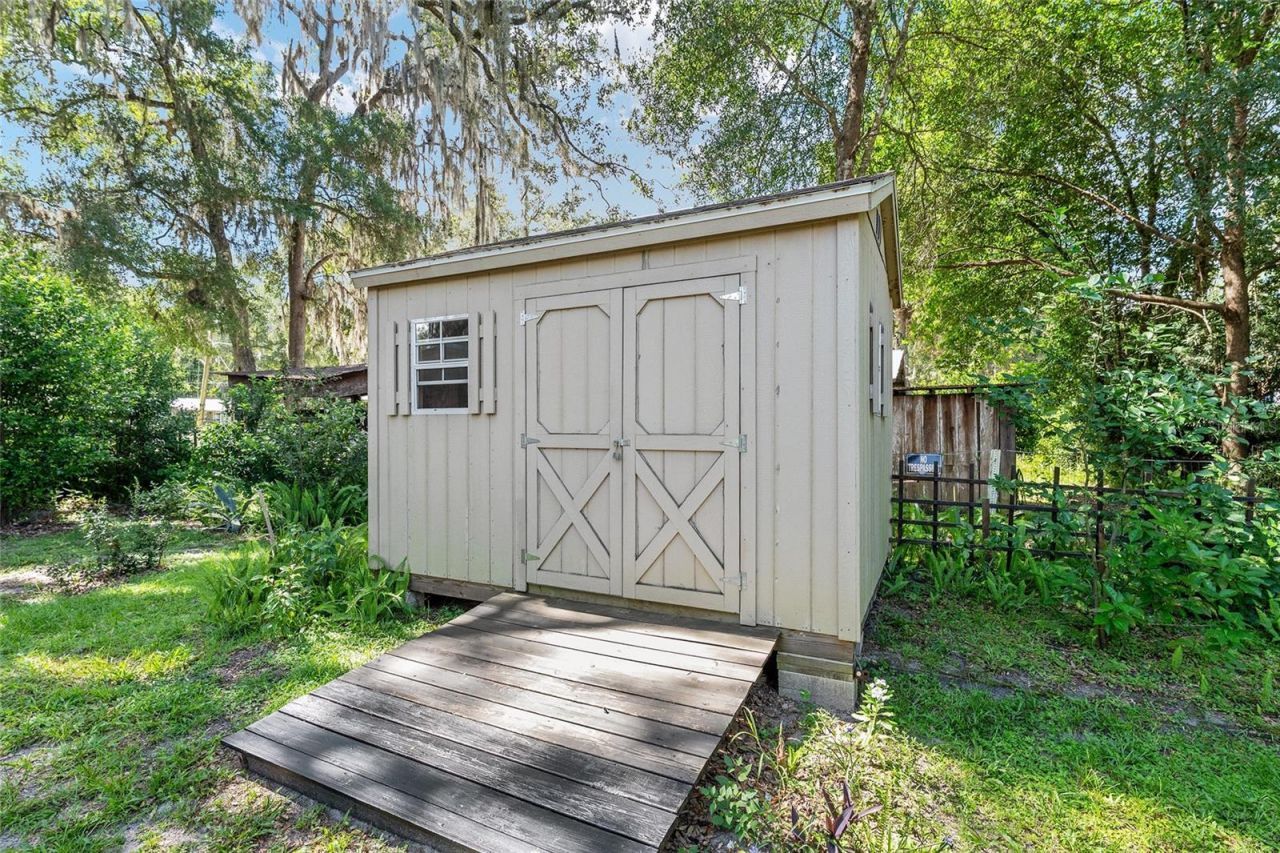 25140 NE 133rd Place , Salt Springs, FL 32134 Photo