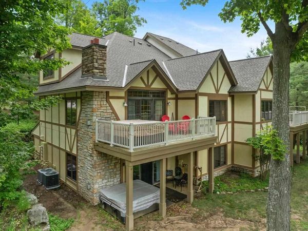 5165 Alpine Overpass, Unit 784, Harbor Springs, MI 49740
