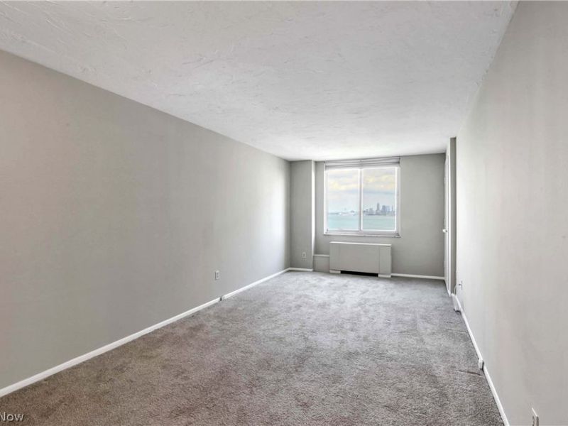 12900 Lake Avenue, Unit 1103, Lakewood, OH 44107 Photo 6