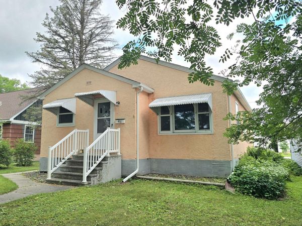 416 10th Street, International Falls, MN 56649