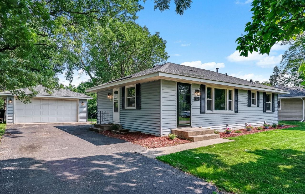 653 108th Lane Nw, Coon Rapids, MN 55448 Main Photo