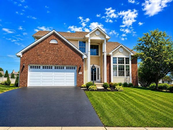575 Banbridge Street , Pickerington, OH 43147