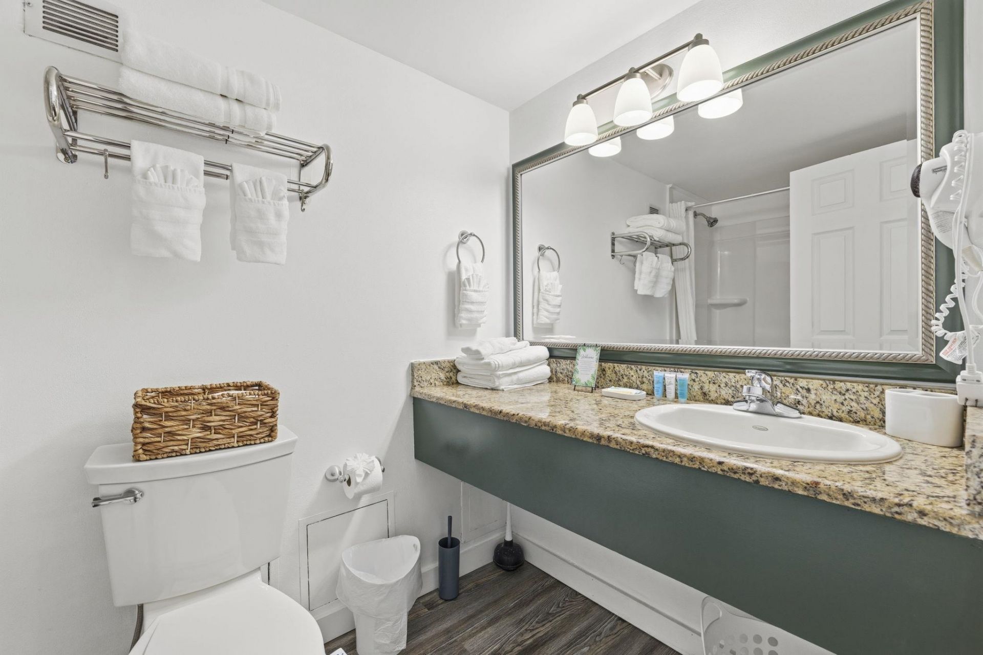 1501 S Ocean Blvd. Photo 11