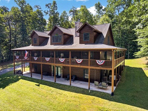 408 Mountain Creek Way, Ellijay, GA 30536