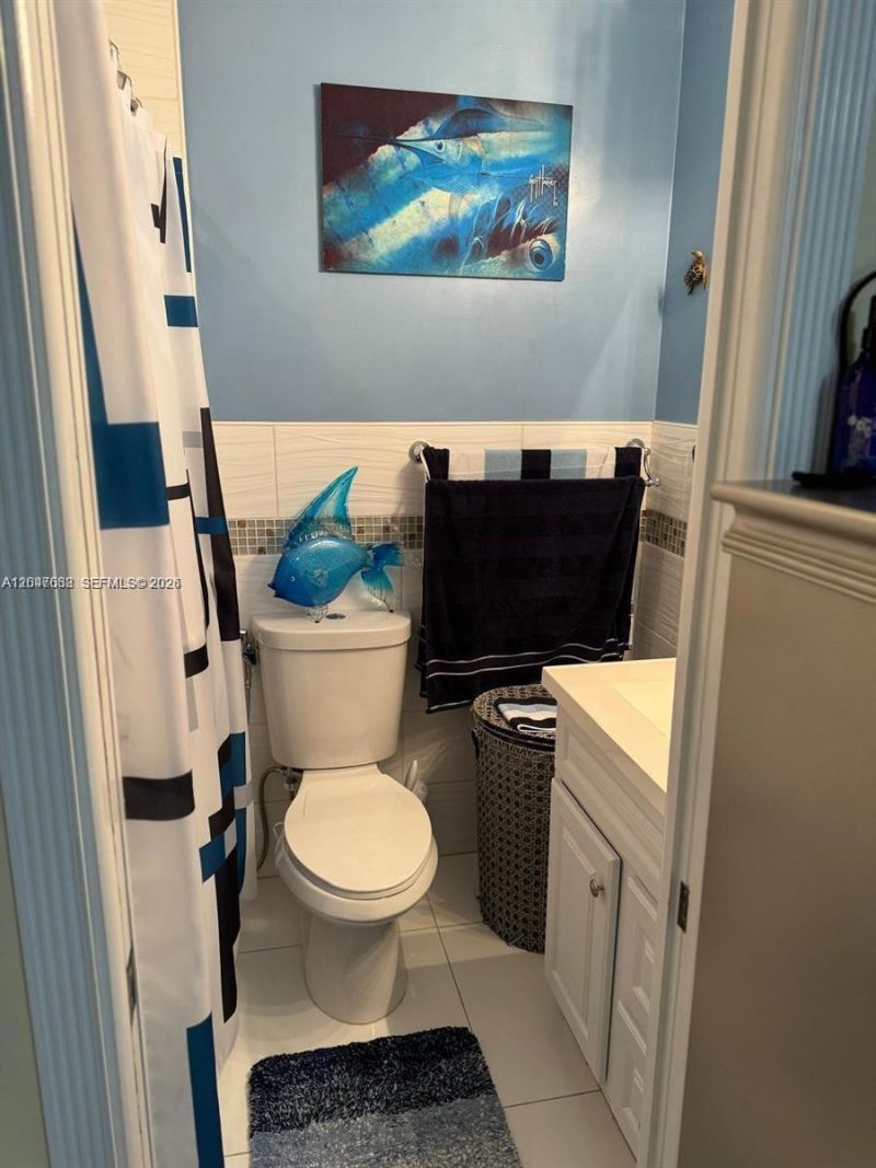 8805 NW 113th St, Hialeah Gardens, FL 33018 Photo