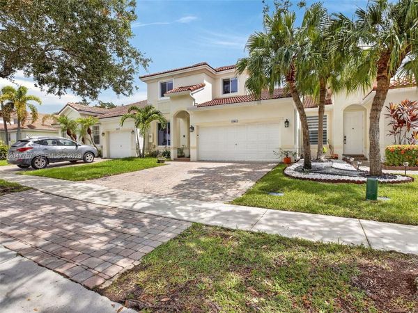 18843 SW 26th St , Miramar, FL 33029