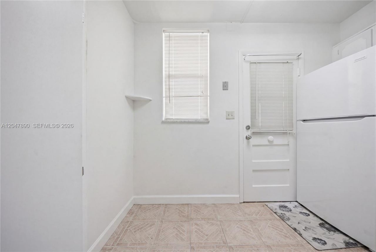 2999 Point East Dr , Unit C507, Aventura, FL 33160 Photo