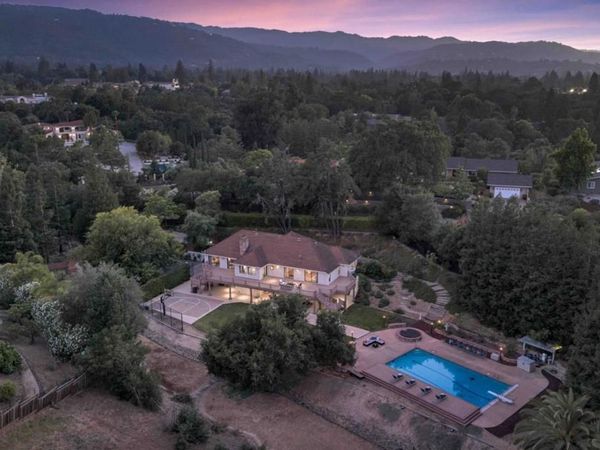 18803 Hilltop Way, Saratoga, CA 95070