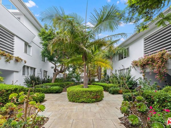 136 San Vicente Blvd, Unit A, Santa Monica, CA 90402