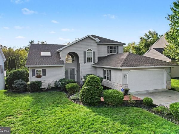 532 WATERSIDE CIR L-0133, LEBANON, PA 17042