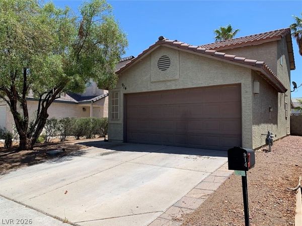 914 Scarlet Ridge Drive , Las Vegas, NV 89128