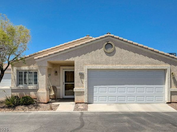 4945 Mascaro Drive, Las Vegas, NV 89122