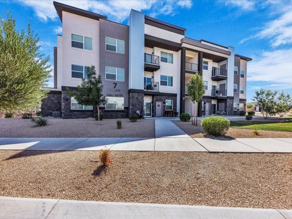 5801 S GARNET DR , Unit 7201, St. George, UT 84790