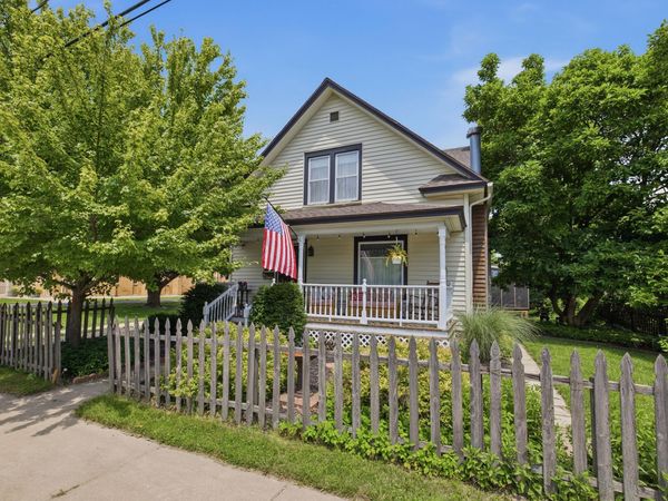 24 W Ash Street, Three Oaks, MI 49128