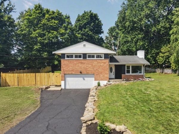 18 Lacresta Drive, Florence, KY 41042
