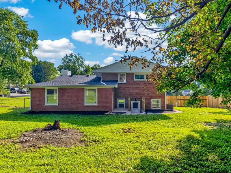 18 Lacresta Drive, Florence, KY 41042 Photo 11