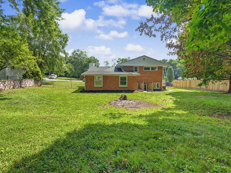18 Lacresta Drive, Florence, KY 41042 Photo 5