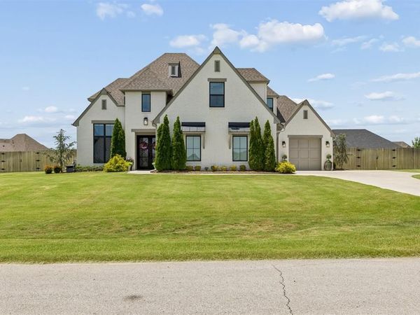 16704 S 2 Avenue, Glenpool, OK 74033