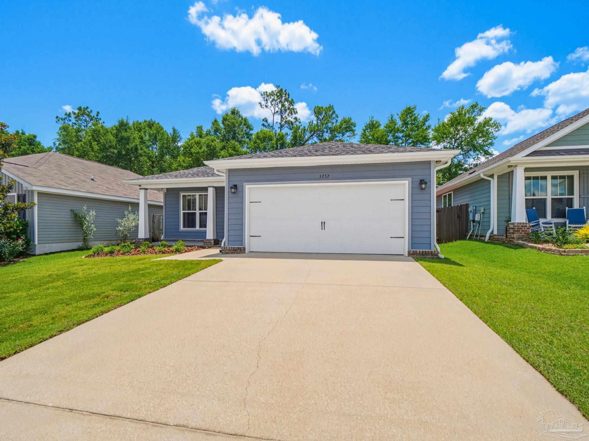 5757 Blackhorse Cir, Pensacola, FL 32526 Main Photo
