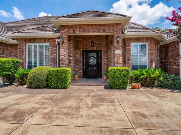 11 Westerleigh, San Antonio, TX 78218