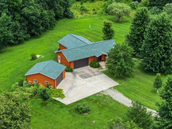 18163 205Th Street, Keosauqua, IA 52565
