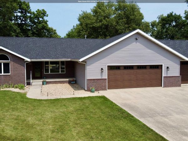 500 W Greenewood Road, Jefferson, IA 50129