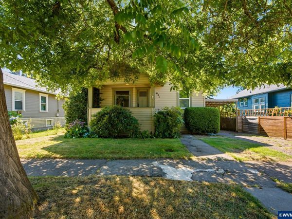 631 Breys Av NE, Salem, OR 97301