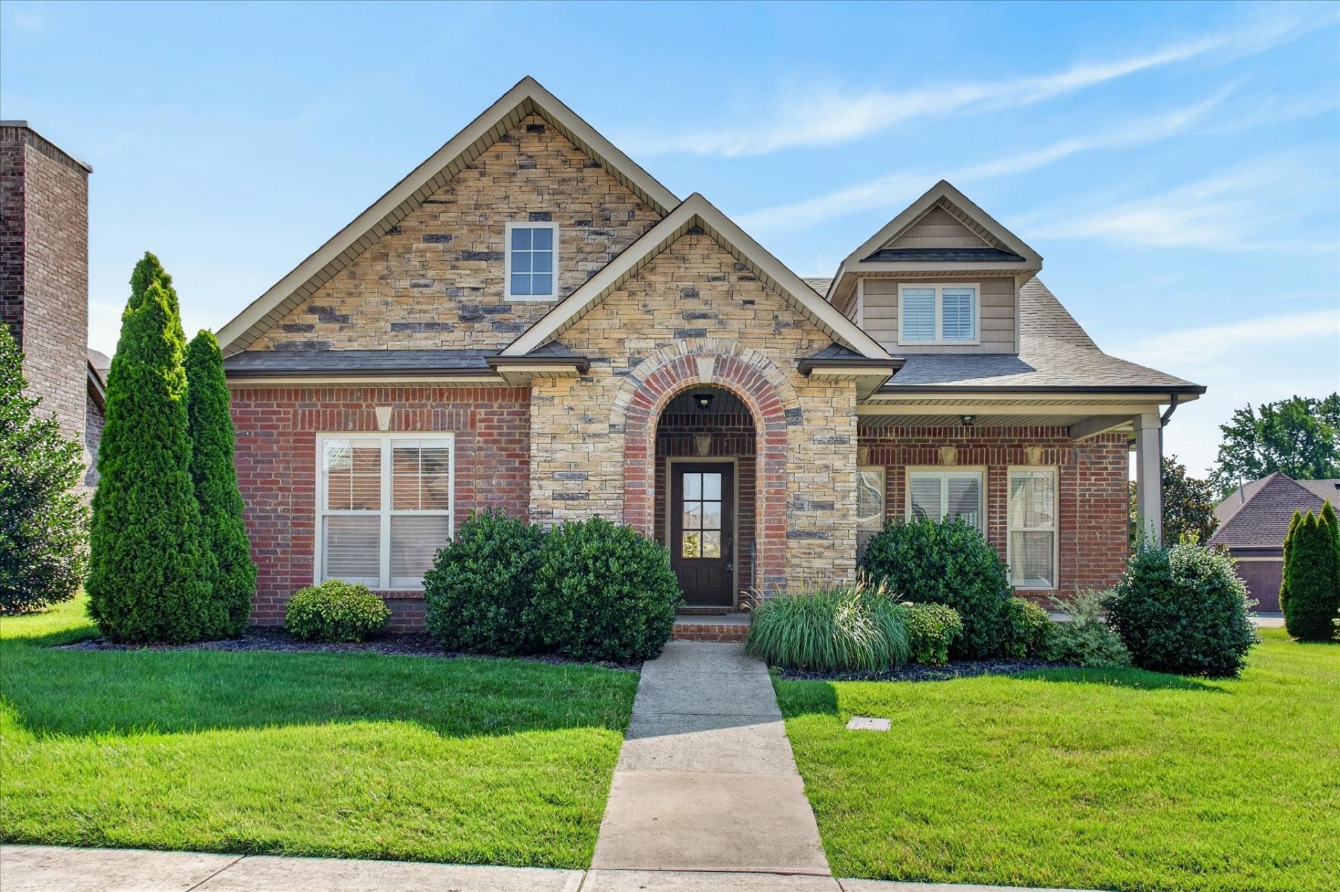 202 Dorchester Cir, Clarksville, TN 37043 Main Photo