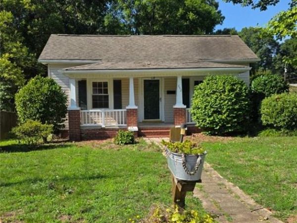 642 Church Street , Eden, NC 27288