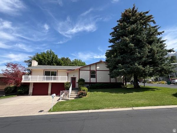 595 E MEADOWLARK RD , Orem, UT 84097