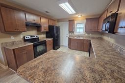 6102 Village West Lane photo 4