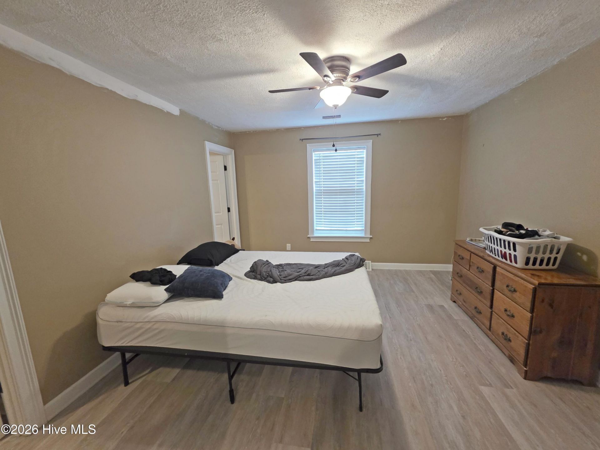 6102 Village West Lane Photo 5