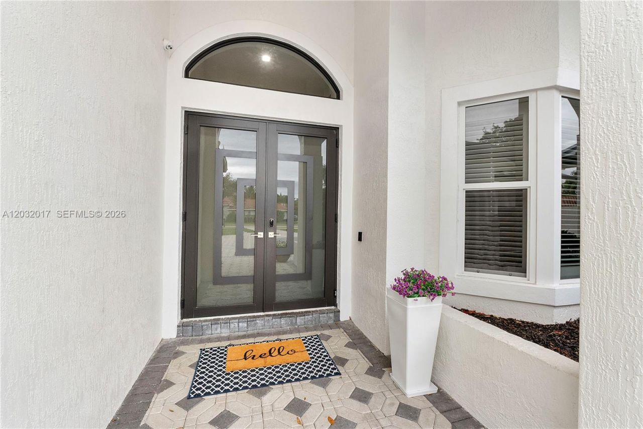 2235 SW 105th Ter, Davie, FL 33324 Photo