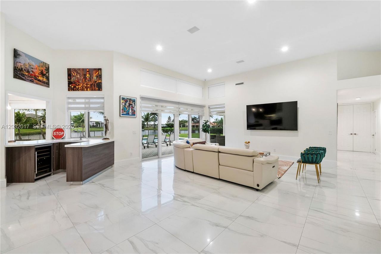 2235 SW 105th Ter, Davie, FL 33324 Photo