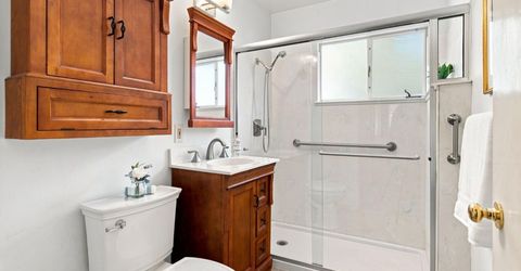 402 W Mayfair Ave, Stockton, CA 95207 Photo