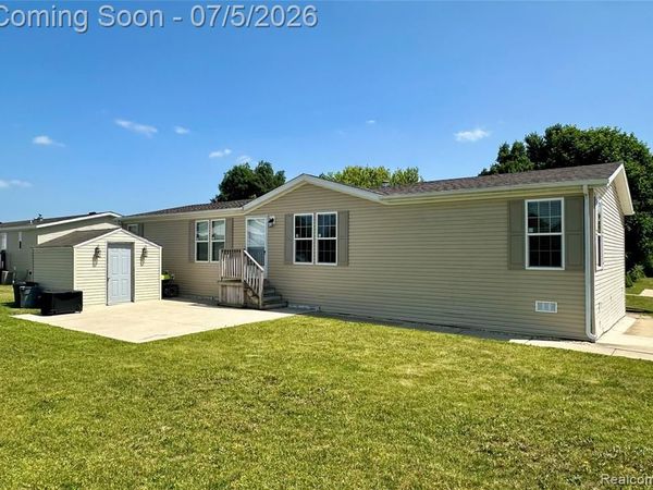 11211 Nearbrook Court, Green Oak Twp, MI 48178