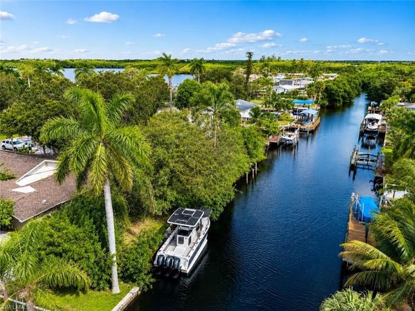209 Kingston DR , FORT MYERS, FL 33905