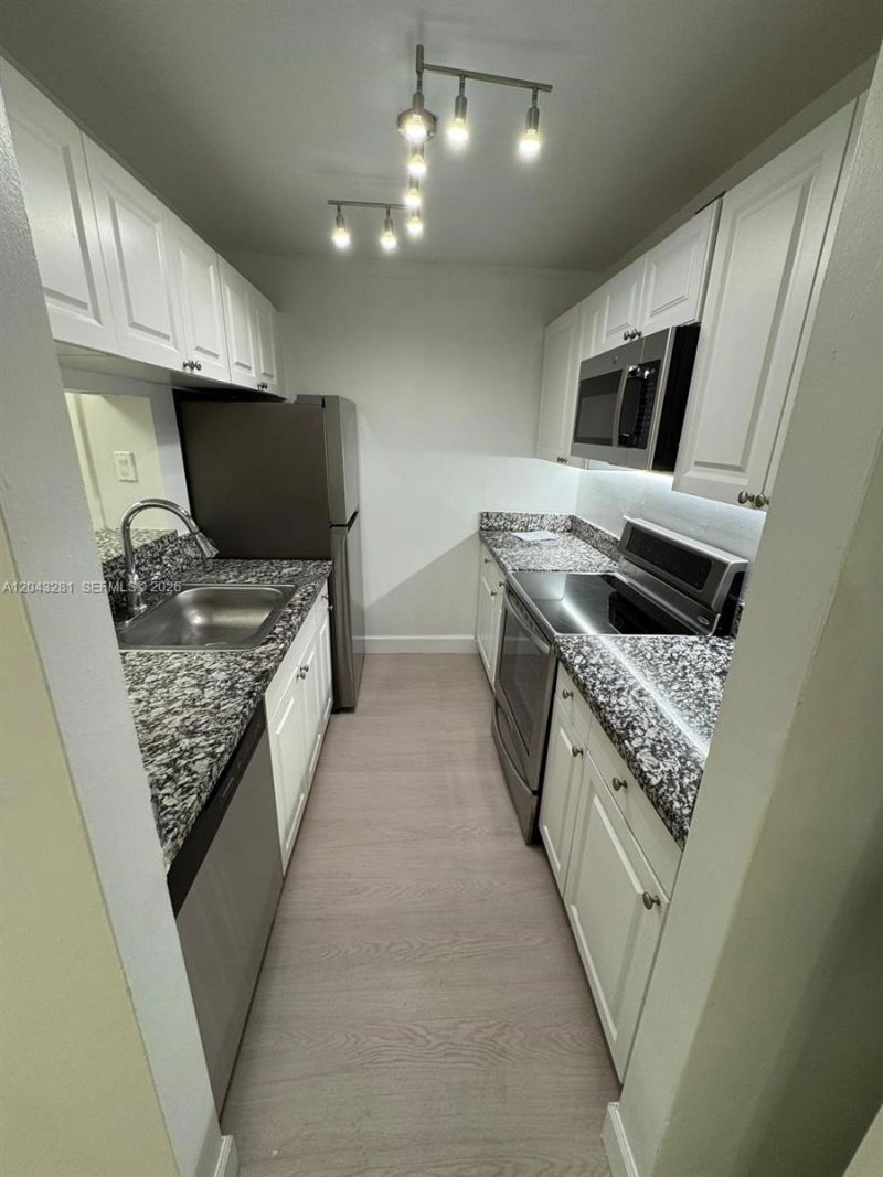 4341 W Mcnab Rd , Unit 21, Pompano Beach, FL 33069 Photo