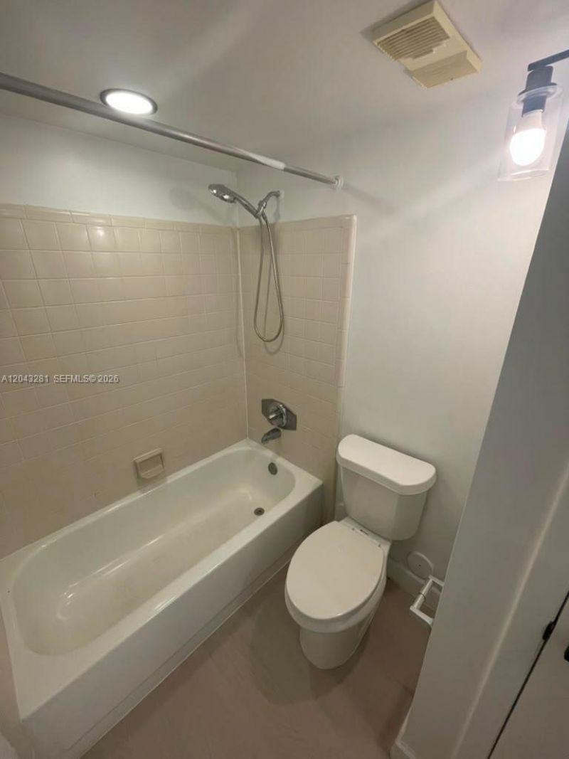 4341 W Mcnab Rd , Unit 21, Pompano Beach, FL 33069 Photo