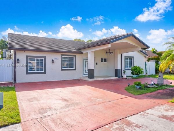 17075 SW 145th Ave , Miami, FL 33177