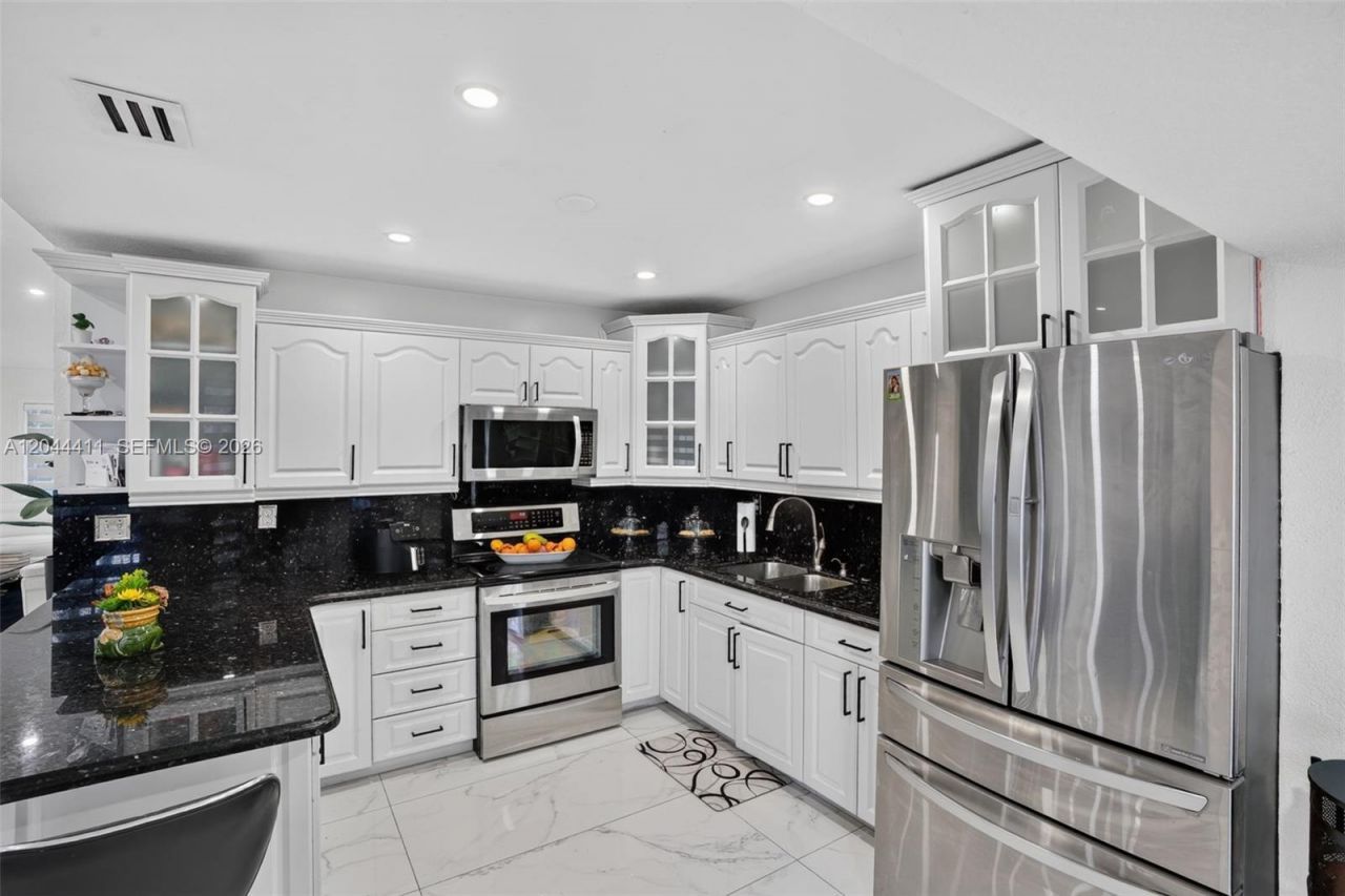 17075 SW 145th Ave , Miami, FL 33177 Photo