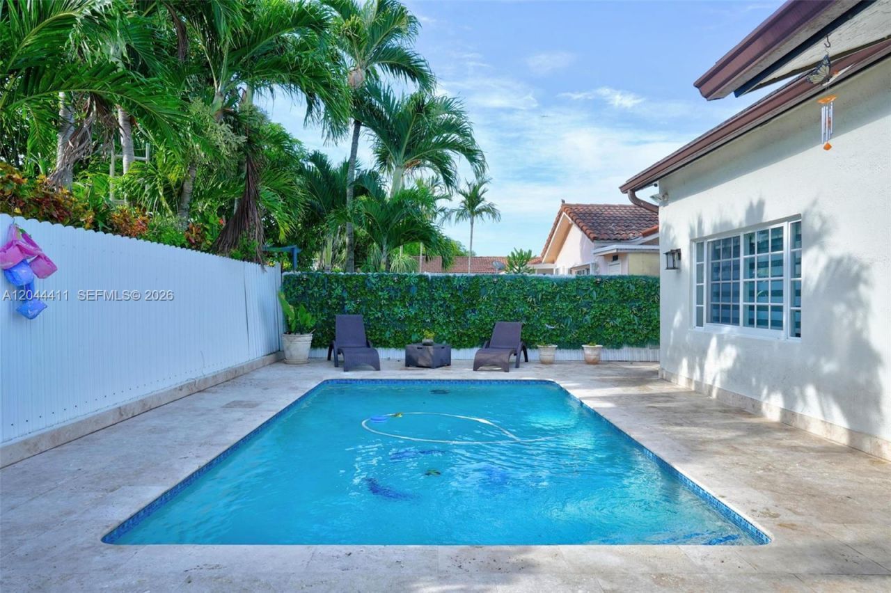 17075 SW 145th Ave , Miami, FL 33177 Photo