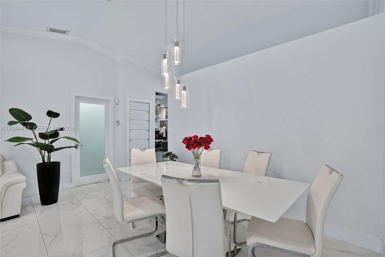 17075 SW 145th Ave , Miami, FL 33177 Photo