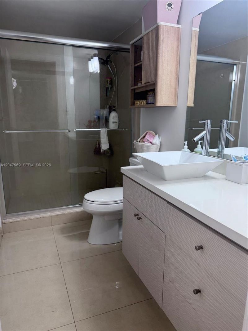 600 Three Islands Blvd, Unit 115, Hallandale Beach, FL 33009 Photo