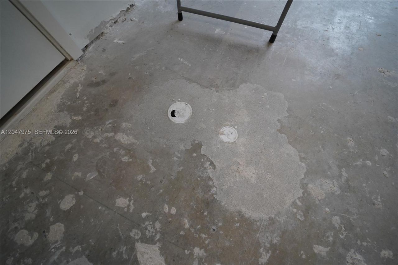 650 SW 1st St , Unit 1, Miami, FL 33130 Photo