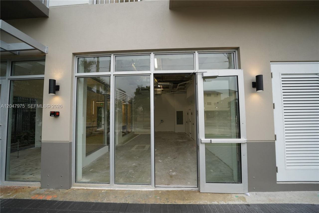 650 SW 1st St , Unit 1, Miami, FL 33130 Photo