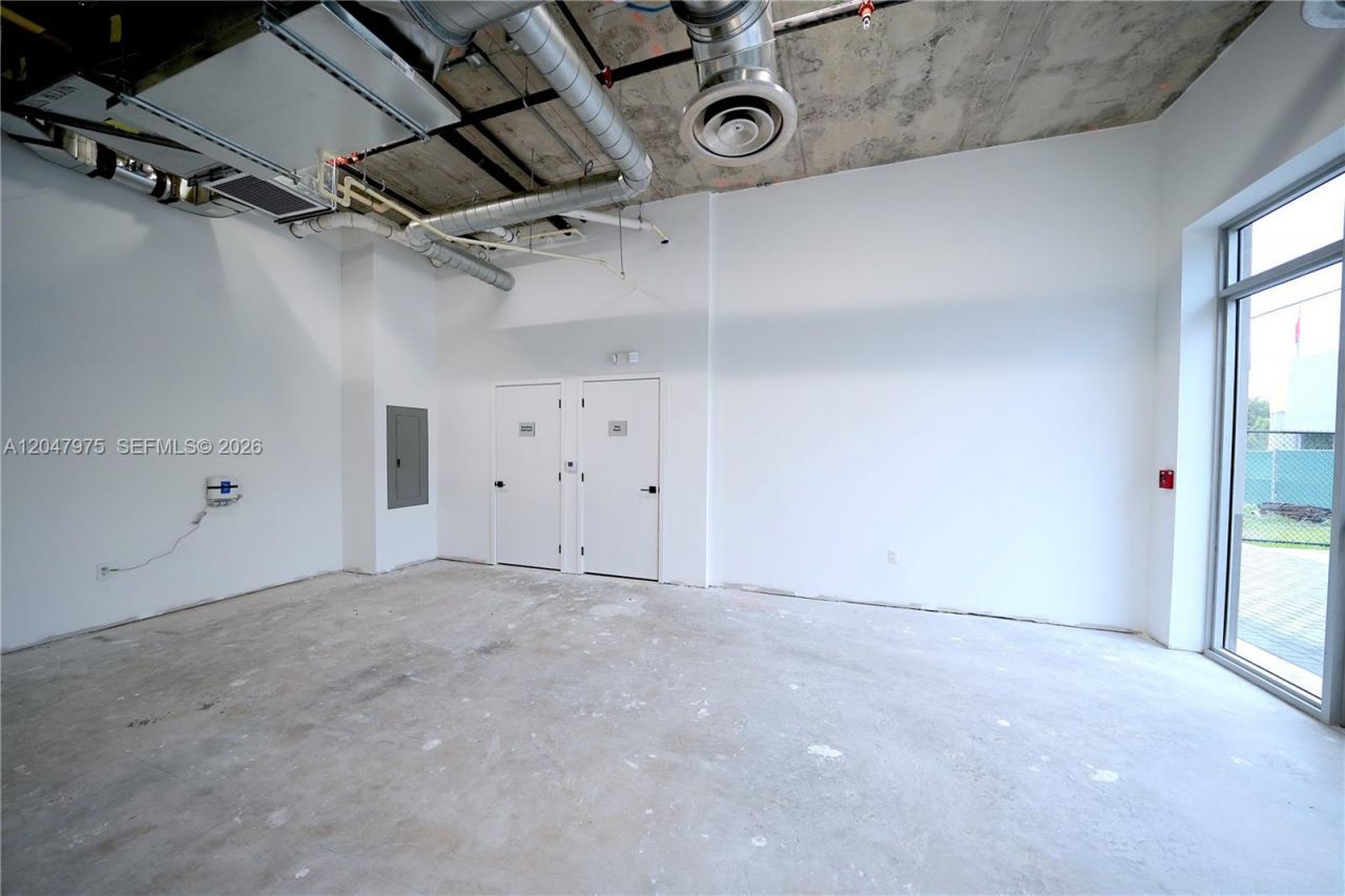 650 SW 1st St , Unit 1, Miami, FL 33130 Photo