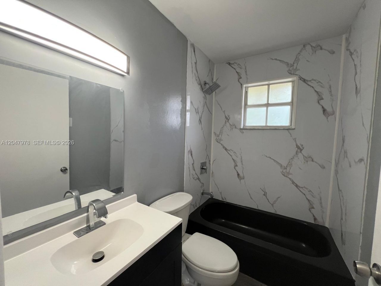451 NE 136th St , Unit I-101, North Miami, FL 33161 Photo